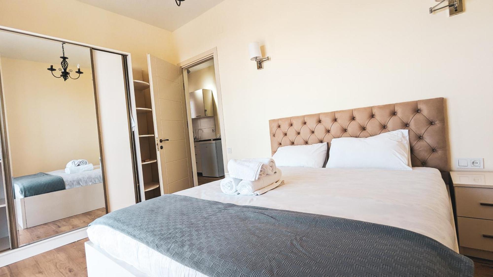 Gg Aparthotel Batumi Exterior photo